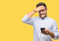 Spotting Deceptive Feedback: Key Insights for Smart Consumers